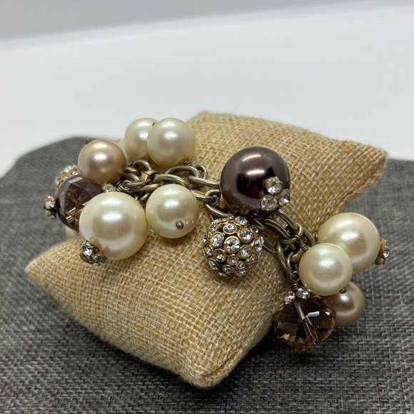 Stella & Dot Audrey Cluster Charm Bracelet - Picture 6 of 7